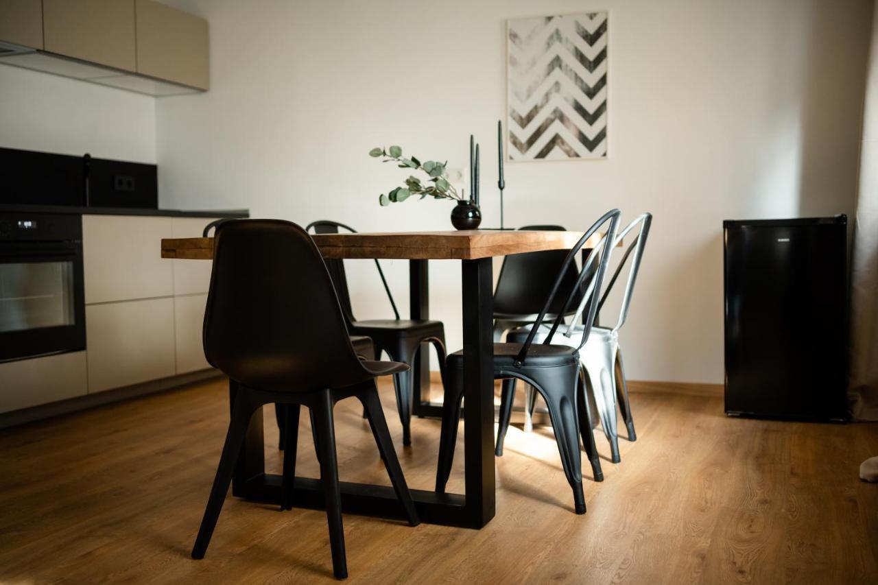 Oldtown Studio Apartment With 2 Bathrooms Дюселдорф Екстериор снимка